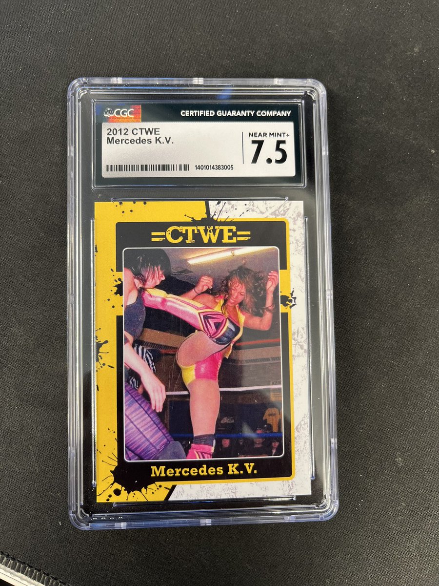 LaloGamez7's tweet photo. Wrestling Fans!
I’m selling one of my 2012 CTWE Mercedes KV Indy cards if your interested #wrestling #wrestlingcards #sashabanks #mercedesmone #mercedeskv #wrestlingcollectors #rare https://t.co/lbVWQ1NdAi