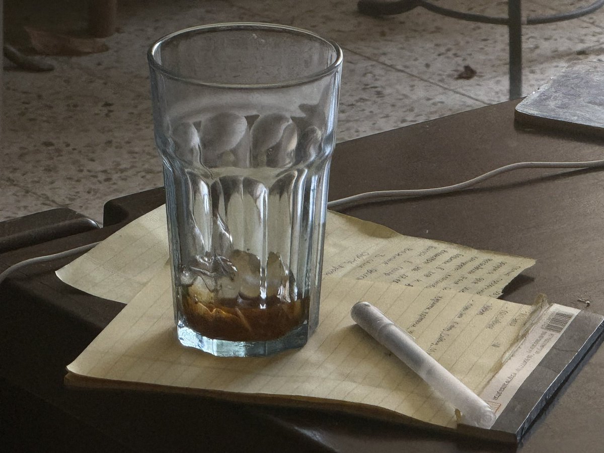 varveber's tweet photo. me when i drink a potion that makes me fascinated with my yellow notepad https://t.co/EJ04ToFJkg