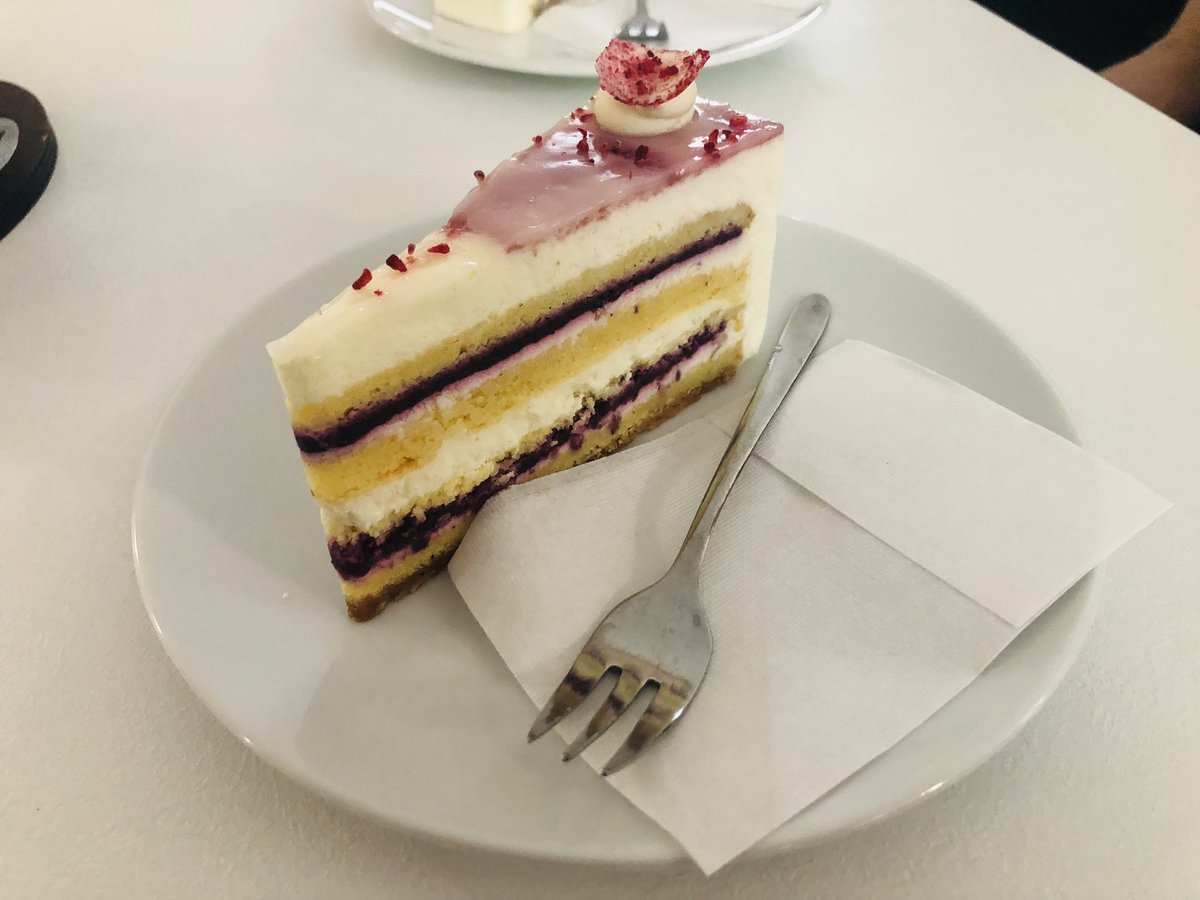 AlexanderFaludy's tweet photo. This year’s new Magyarország Tortája (‘Hungary Cake’) is really very good.

Happy Birthday #Hungary! :-) https://t.co/gKYXV5eeSj