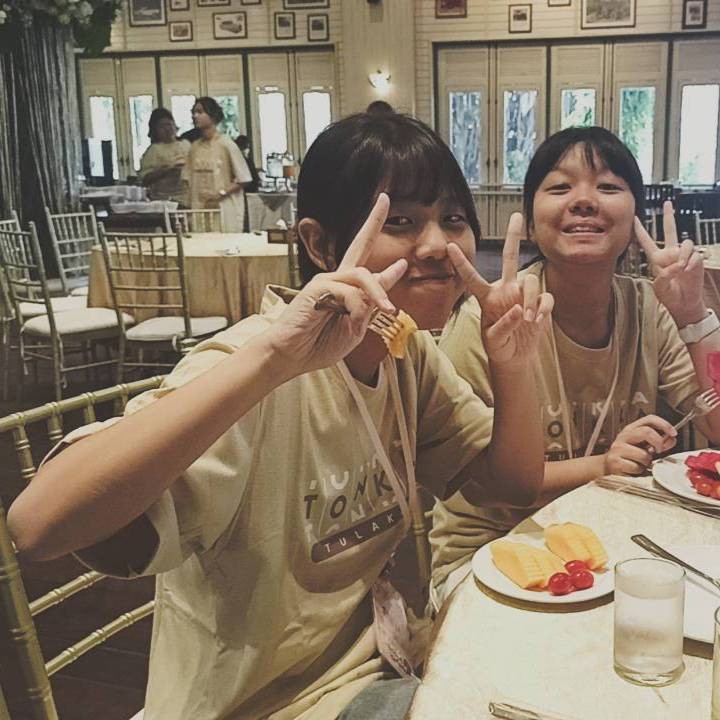 bitoeytoo's tweet photo. ขอแสดงความยินดีกับพี่โอด้วยนะคะ...หนูดีใจที่ได้ร่วมงานกับพี่โอขอบคุณที่คอยช่วยเหลือและสอนงานหนูตอนอยู่601  พี่เป็นพี่ชายที่แสนดีมากๆ❤️
#mymemories https://t.co/scmc6KwXEi