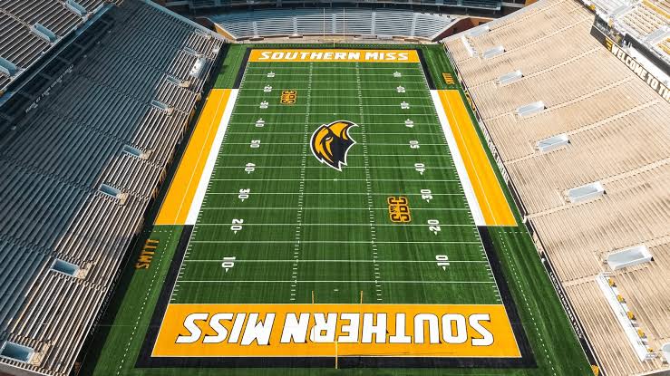 collegead's tweet photo. Southern Miss partners with Renasant Bank on a nearly $14 million naming rights agreement that will see M.M. Roberts Stadium named Renasant Stadium https://t.co/yT9iYJhr6m