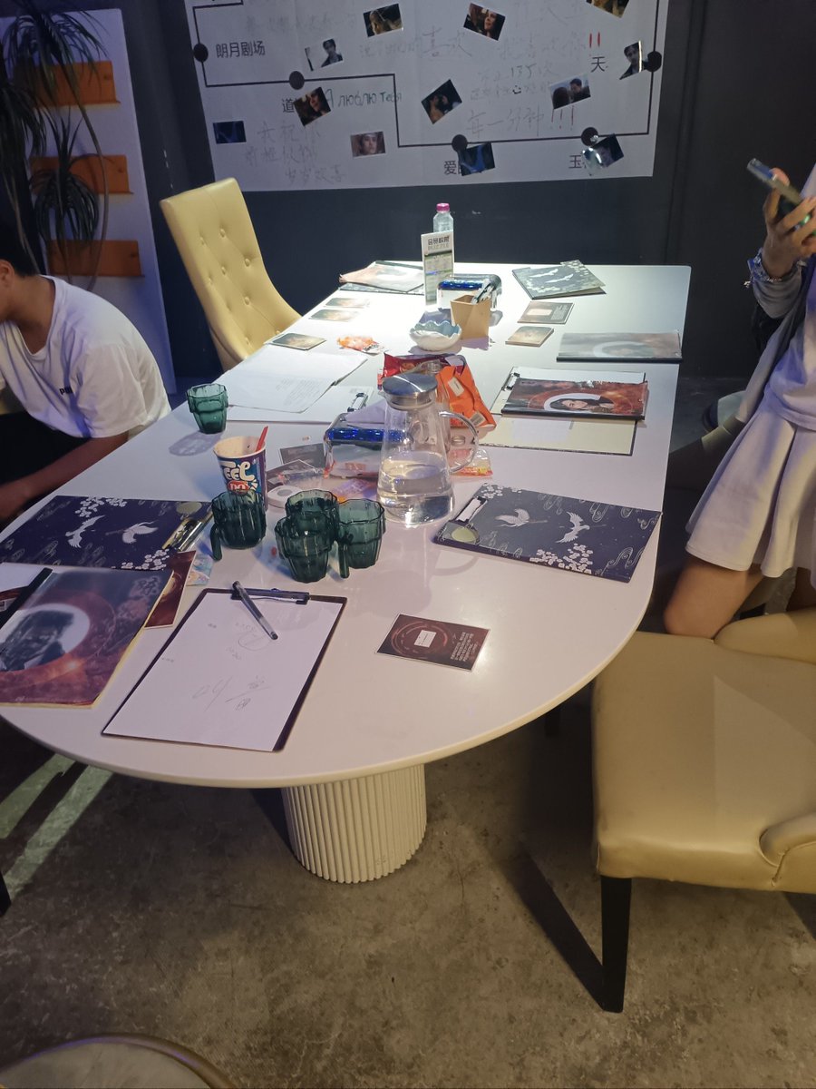 mikevlasaty's tweet photo. Just nailed a chaotic murder mystery剧本杀 session with my crew—twists I never saw coming, zero logic gaps, and we all screamed when the killer was revealed. 10/10, will be back next week! https://t.co/q97l2prpSU