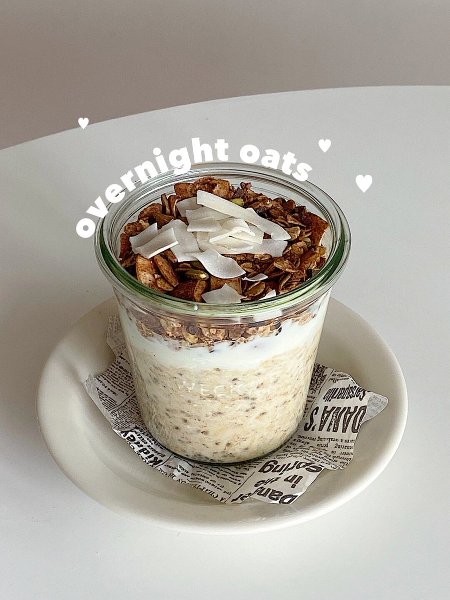 bophittt's tweet photo. [Craving a quick, creamy pick-me-up Whip up iced oat latte in 2 mins: brew cold espresso, pour over rolled oat milk, add a dash of vanilla syrup! Perfect for busy mornings] https://t.co/pi1OPHYbNw