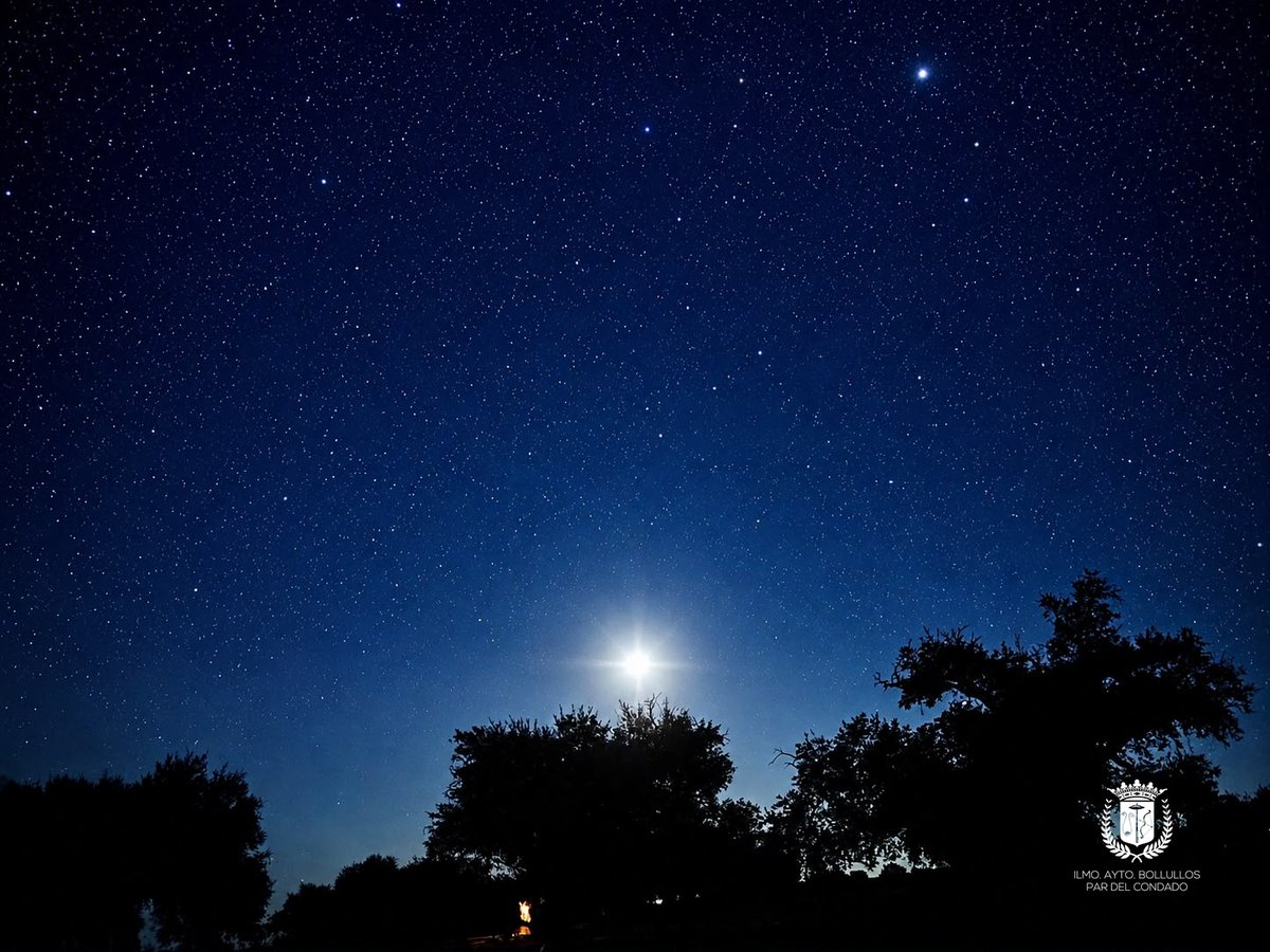AytoBollullos's tweet photo. UN CENTENAR DE PERSONAS DISFRUTARON DE "LA MÚSICA DE LAS ESTRELLAS"

Un centenar de personas disfrutaron de la última noche de estrellas del verano organizada por la Concejalía de Medio Ambiente con la colaboración de FCC y Bodegas Privilegio del Condado. https://t.co/4cfPkcAszV