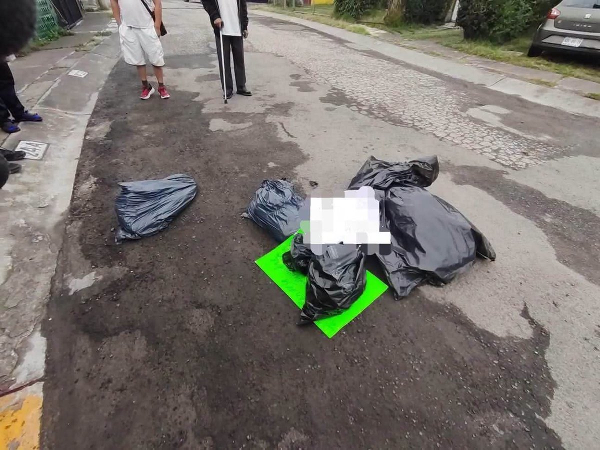 PuntoMedioEdo's tweet photo. 🚨 #Noticia Hechos de #violencia no dan tregua en #Izcalli; hallazgo de posibles restos humanos vuelve a encender las #alertas.
Julio cerró con un #repunte de 40% en homicidios dolosos...
🤳 Más información ⬇️
https://t.co/ccv5axuXwe https://t.co/ePIsWY9Ehs