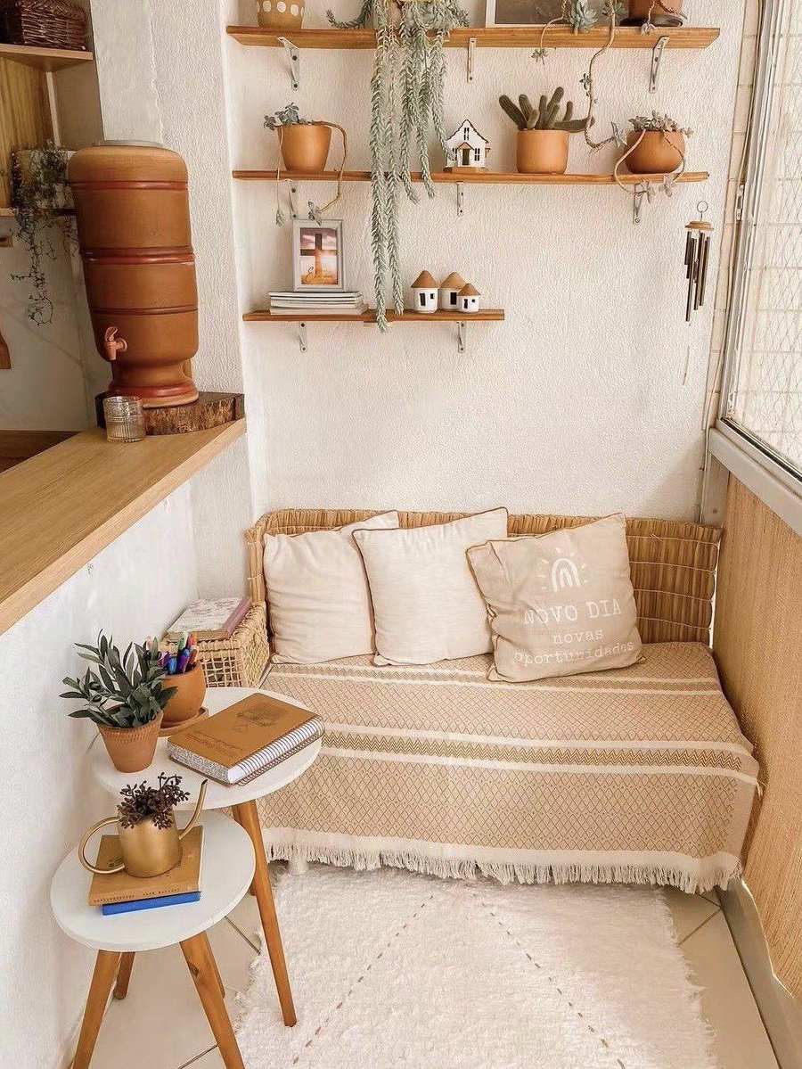 muratt19982's tweet photo. Life update: My tiny balcony corner finally turned into a cozy morning nook with a secondhand shelf and string lights—coffee tastes way better here now! https://t.co/rGsYDxrIfK