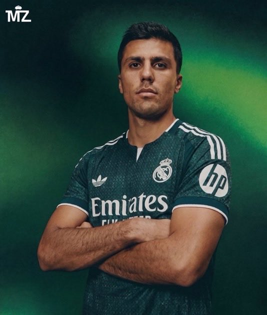 lmigue9's tweet photo. 💣🚨 | BREAKING NEWS

❌ Rodri has not trained this morning with Real Madrid and will be out for the league opener against Espanyol

Because he is a Barca player!😂😂😂 https://t.co/ZaCD76kAXn