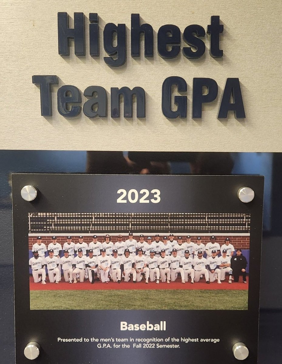 baseball_occ's tweet photo. #TBT. Juco sports are more  than win/loss records. It's getting kids ready for the next step with or without baseball. 2023 1st of 2 top GPA in the school awards. Topped 2026 off with NJCAA National All-Academic honors. #Lazers #occbaseball #lazersforlife https://t.co/y8KpGMTDpz