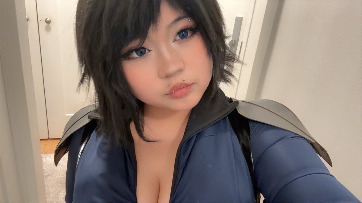 cumsnell's tweet photo. anime nyc but im not anime https://t.co/pizyc573xq