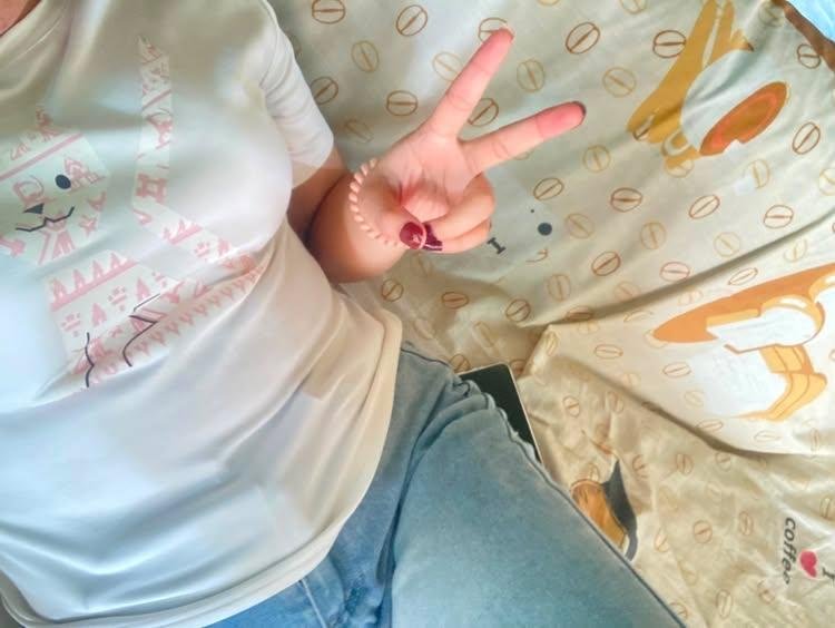 Thanithaxi's tweet photo. เหงา https://t.co/DLKkLMHBrw