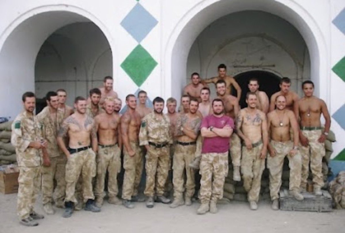 TheParachuteReg's tweet photo. Cpl Bryan Budd VC, KIA on this day back in 2006 whilst 3 PARA were deployed in Sangin DC, Herrick 4. 

A warrior of a man and true leader who will never be forgotten.

Ready for anything 🇬🇧
@16AirAssltBCT 
@BritishArmy 
@VCTrust 

#Paras
#VictoriaCross
#Paratrooper https://t.co/oIe8VhBVkt