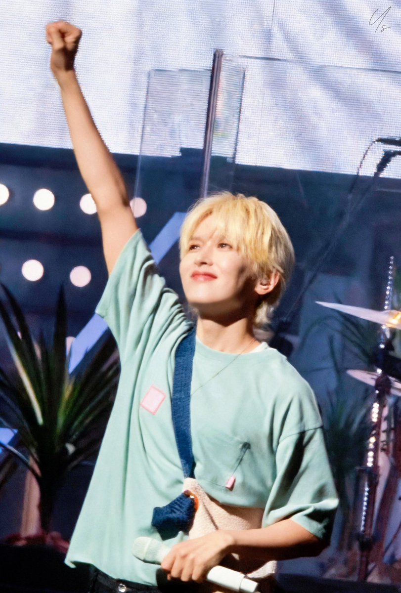 jjjjjiawen0825's tweet photo. 🇯🇵Tokyo solo tour
本当にありがとう
私の小さな王子様👑

@9ryeong9 

#Ryeowook 
#厉旭 
#김려욱 
#려욱 
#紺碧 
#SUPERJUNIOR 
#슈퍼주니어 https://t.co/0YSrjMD1BH