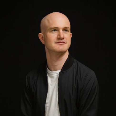 AshCrypto's tweet photo. BREAKING: Coinbase CEO Brian Armstrong predicts that bitcoin will be trading at $300k-$400k by 2030. https://t.co/fdVC6tMzim