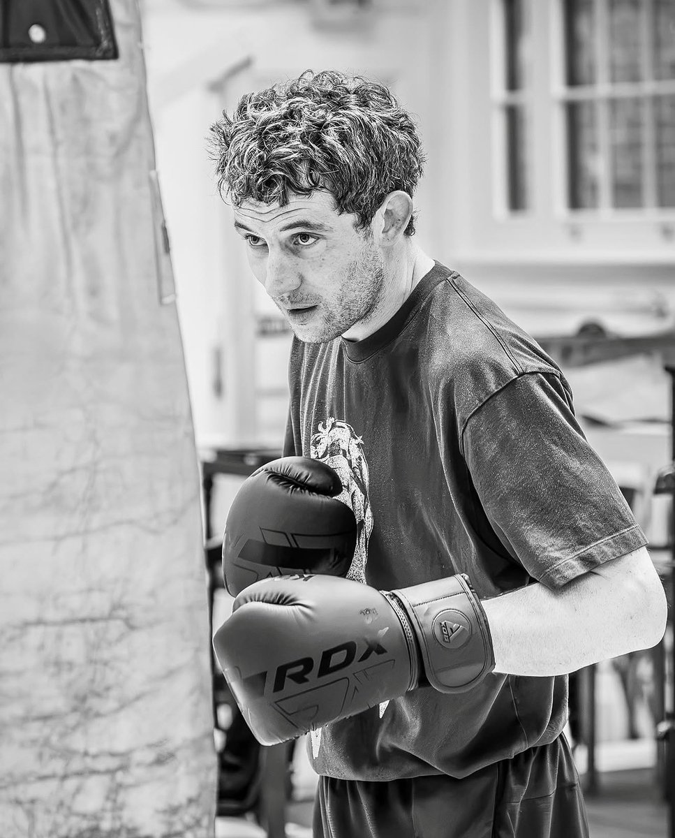 JoshAlison_'s tweet photo. New photos of Josh O’Connor in the Golden Boy rehearsal room (via Almeida Theatre)

Golden Boy will run in London September 8 to October 31, and will premiere worldwide in cinemas on November 5 https://t.co/HSYSiFm5bl