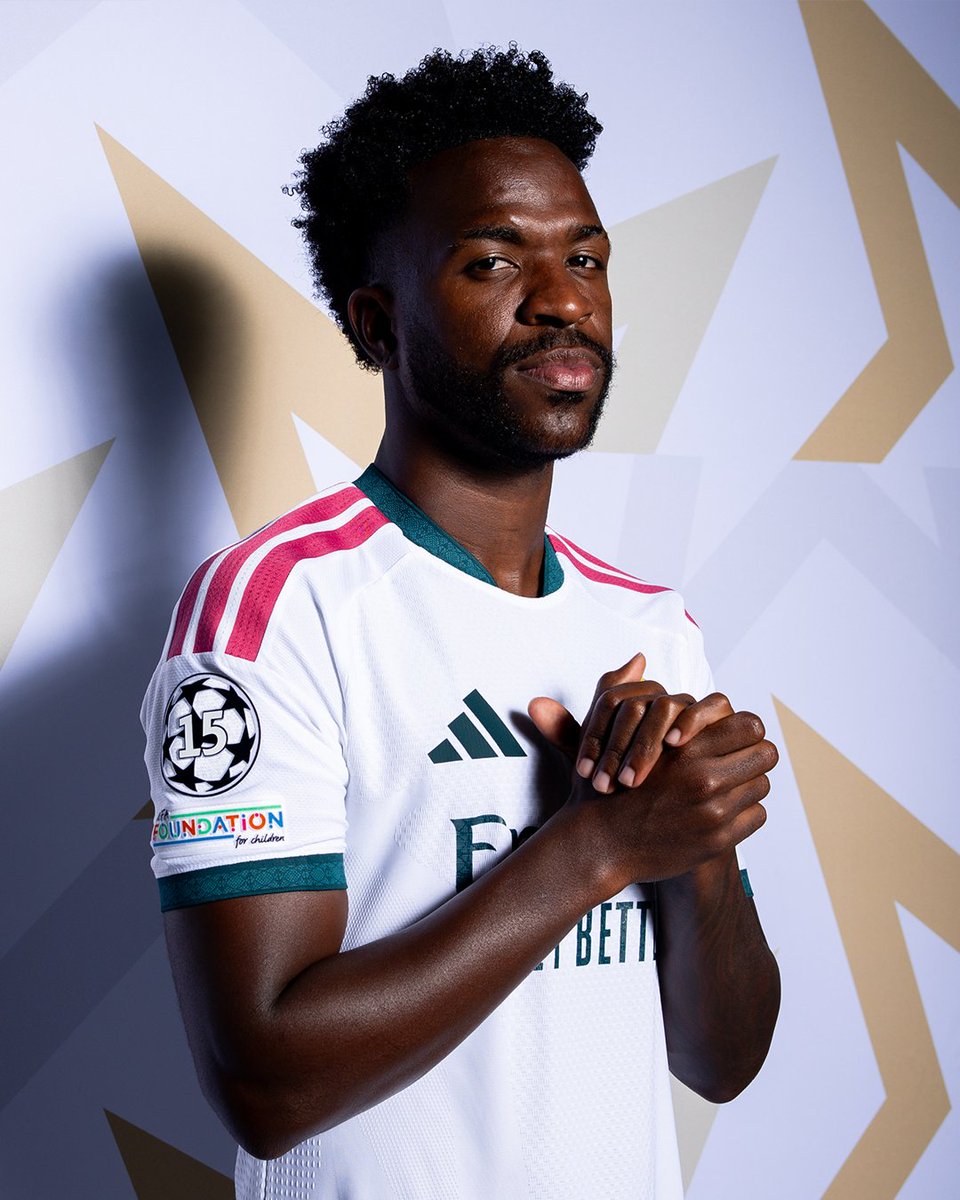 ESPNDeportes's tweet photo. Vinicius listo para una nueva temporada con el Real Madrid. 😎 https://t.co/Rhu2Ok9YPk