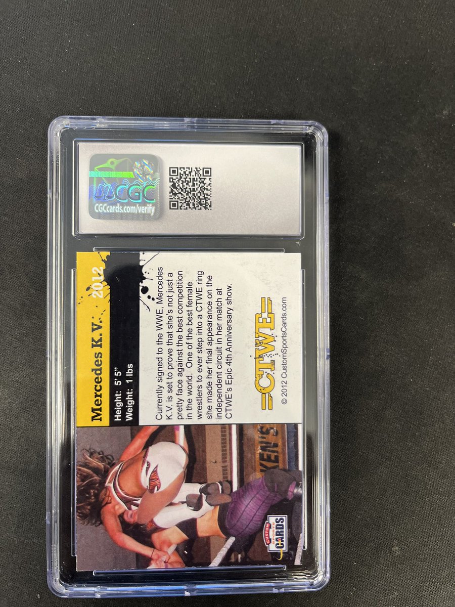 LaloGamez7's tweet photo. @tm1515152005 Selling my 2012 CTWE MERCEDES KV CARD (rare card to find btw) open to offers https://t.co/7SOCzb8Qha