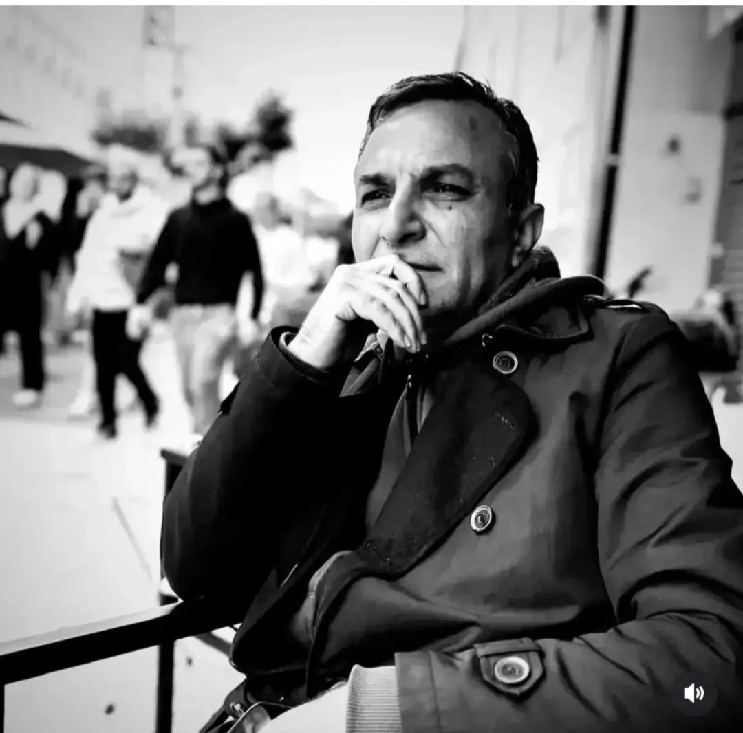 IKrkayak's tweet photo. " Öylesine hassasiyet içinde yaşayıp giderken, dışarısı bitti, aşklar bitti, insanlar bitti, insanlarım bitti..." İLHAN İREM... https://t.co/IZjSe29pqr