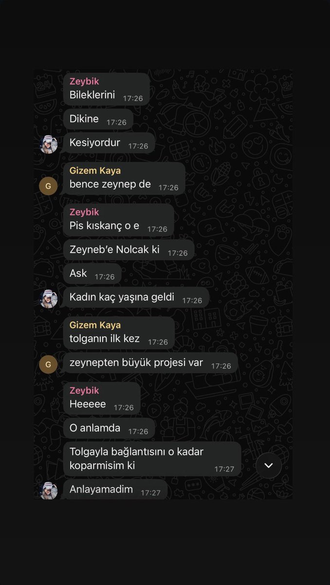 gossipmagazinn's tweet photo. Gizem Kaya’nın, Zeybik ile Zeynep Bastık hakkında yaptığı yazışmalar ifşa oldu.

• Zeybik’in, “Bileklerini dikine kesiyordur” şeklindeki ifadesine Gizem Kaya’nın, “Bence Zeynep kesiyordur” diye yanıt verdiği görüldü. https://t.co/zgZgIFUaiG