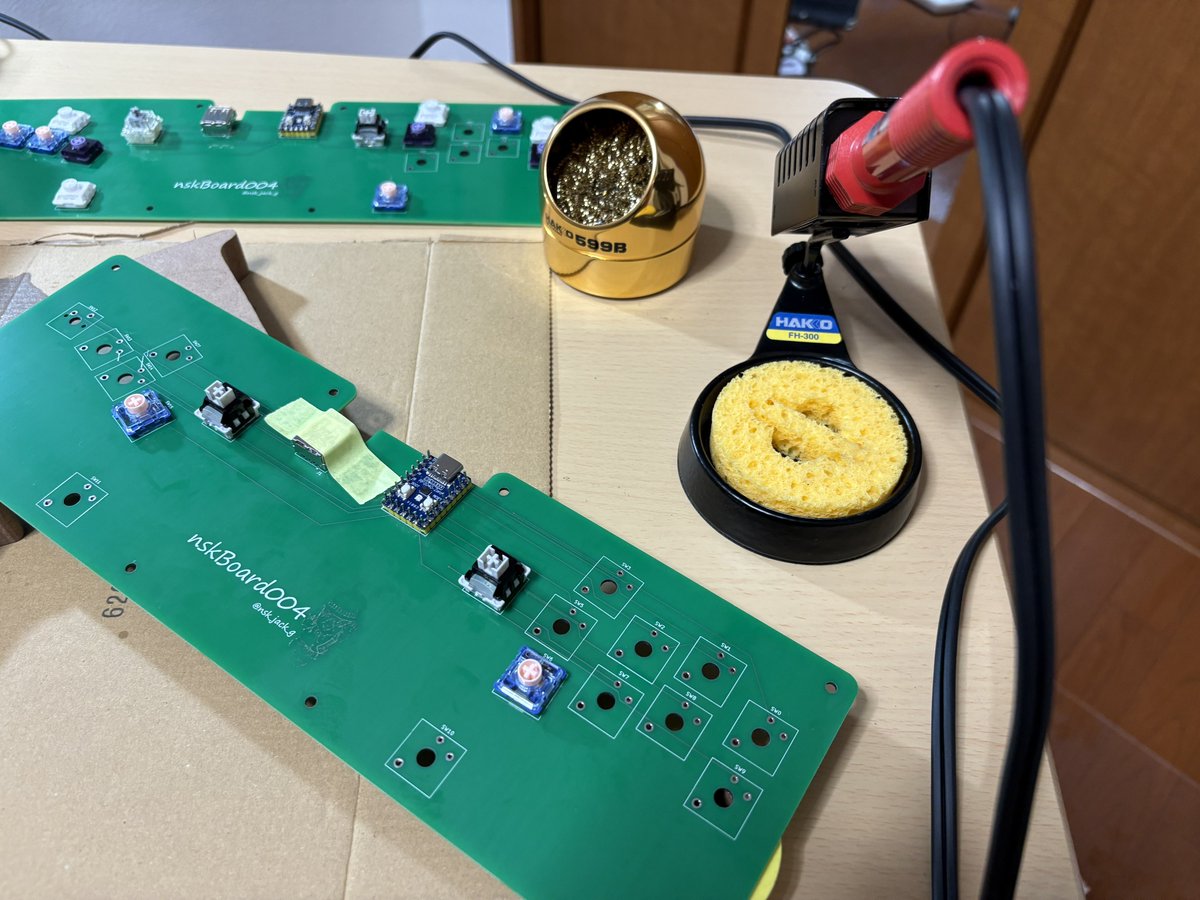 nsk_Jack's tweet photo. 最近は格ゲーにハマるだけでは飽き足らず
格ゲー用のコントローラーの自作に挑戦してます https://t.co/VErol66tdP