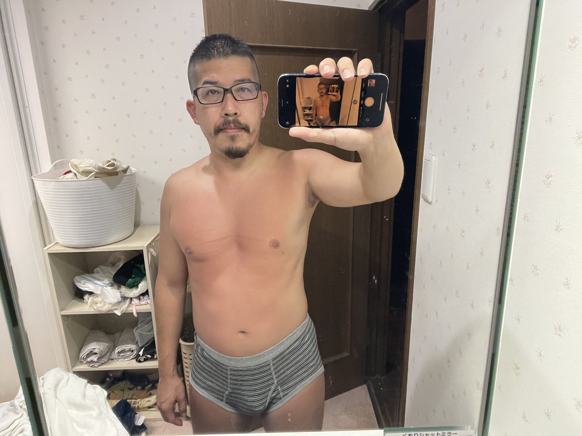 teoxoet's tweet photo. 筋トレしてヘロヘロ。

おやすみなさい。 https://t.co/kF4XwOh9EP
