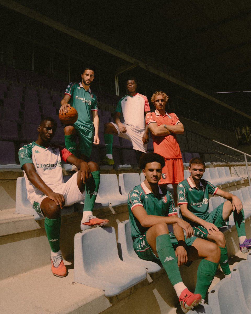 _CSSA's tweet photo. CHEZ NOUS. 🏟️

Le maillot domicile 2026/27 à Louis-Dugauguez.

Du vert. Du rouge. Sedan.

FORT DEPUIS 1919. 🟢🔴

👉 https://t.co/WZIR1M5fH9 https://t.co/4NOW7oDHUZ