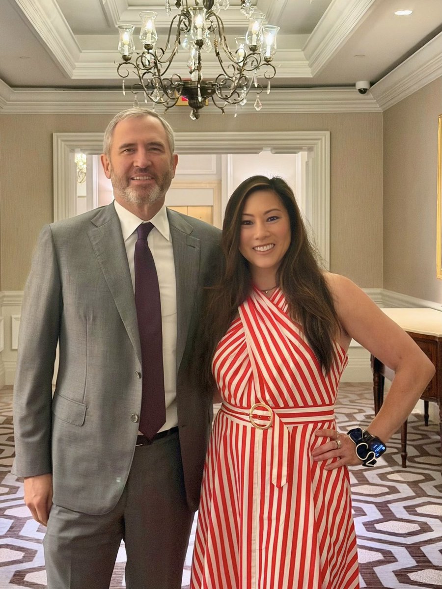 CarolineDPham's tweet photo. Pro-innovation 🇺🇸 @bgarlinghouse https://t.co/sGVNqMqmXO