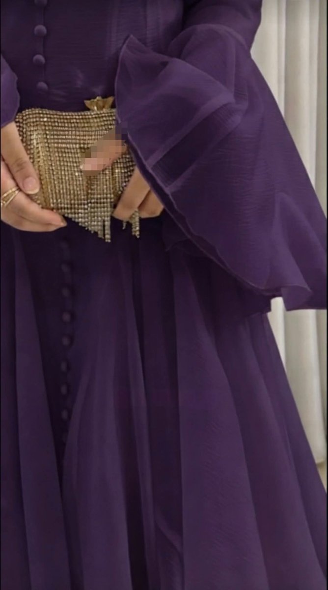 GoldenBos5's tweet photo. الفستان ساتر وكشوخي بزياده من شي ان💜

رقمه: 3BGTJRR https://t.co/MHjnDyUUTE