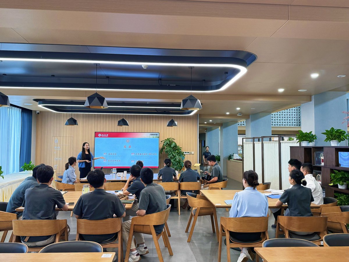 yash_tp's tweet photo. Just wrapped up an amazing training session on digital marketing strategies! Learned actionable skills from industry experts and connected with awesome peers. Grateful for this valuable learning experience! https://t.co/xYZG8jkKLV