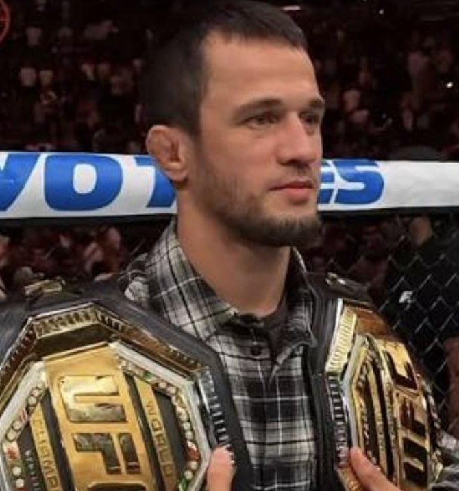 ramayan_69's tweet photo. I’ll delete my Twitter account if this Khabib's cousin ever wins undisputed lightweight gold. https://t.co/VqUnmNaXe9