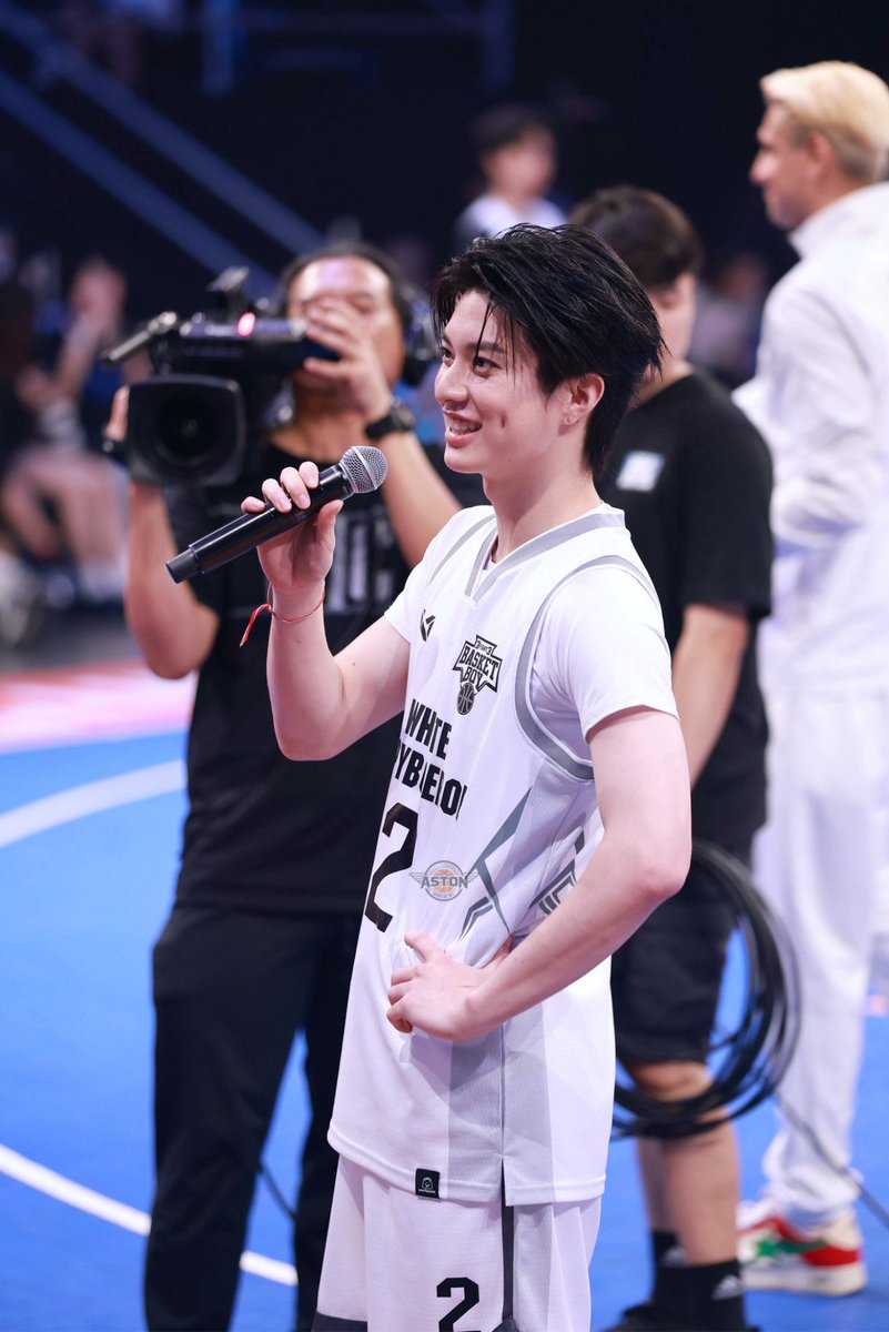 AstonOfficialTH's tweet photo. สำหรับพี่ๆท่านไหนที่โดนคุณใหญ่ พาร์ท วัยรุ่นตก น้องชื่อ “แอสตัน รติภัทร ” นะค้าาาาาา 🏀💪🏻

สามารถติดตามน้องได้ทุกช่องทางเลยนะค้าาา ✨

IG : https://t.co/uLToLKYDzj_
📍 https://t.co/oyXu5NY7oM

TikTok : https://t.co/uLToLKYDzj_
📍 https://t.co/Y3XF8QEtrN

X : @aston_lv
📍 https://t.co/cuiThjtryF

📺 ONGOING SERIES 

1. WEIRDO-101
แรงโน้มถ่วงระหว่างเรา
🗓️ Every Friday
🕣 20:30 น.
📺 One31

2. รักษ์ (To Love and Cherish)
🗓️ Every Thursday
🕖 19:00 น.
📺 TrueVisions NOW

และ #17thSpringSeries coming soon 2026🍃🐣

#รักษ์
#รักษ์EP5
#รักษ์EP6
#Aston_lv