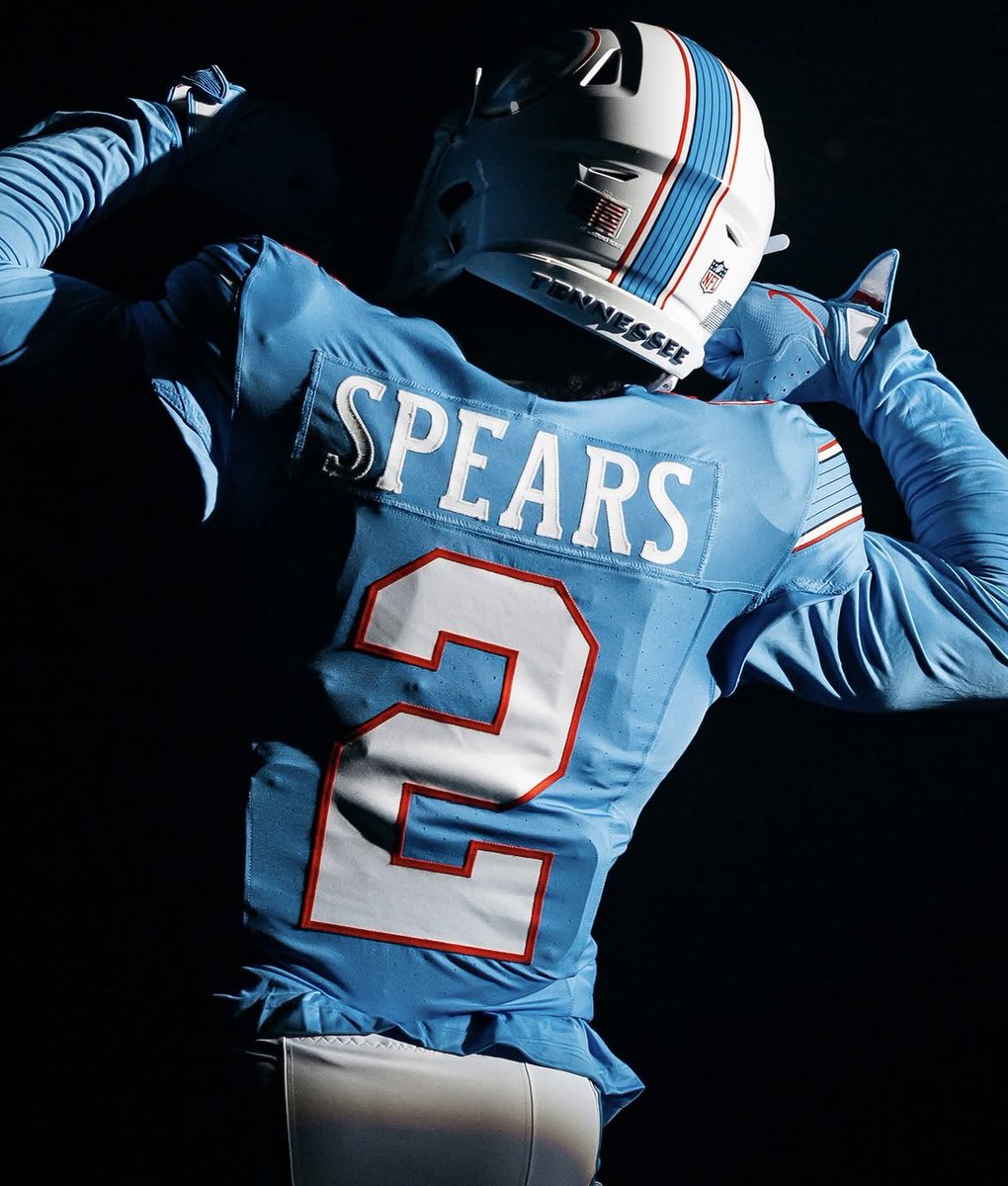 SleeperCowboys's tweet photo. Cowboys should trade for Titans RB Tyjae Spears.

He’d be a perfect change-of-pace back alongside Javonte Williams. Tennessee has Tony Pollard and rookie Nick Singleton, while Spears, 25, enters the final year of his contract. https://t.co/gwFN45VxFo
