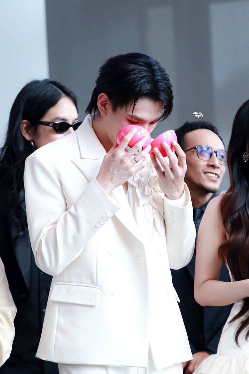dinowtawlek's tweet photo. เหงาเหรอคับพิทยา!!! 😆😚ยังเล็กอยู่มาก น้าาาา🦖😘👶🤏

DAOU x THAILAND’S CHOSEN ONE
#DAOUxTHCSO 
@oueiija https://t.co/mnltJN7VG2