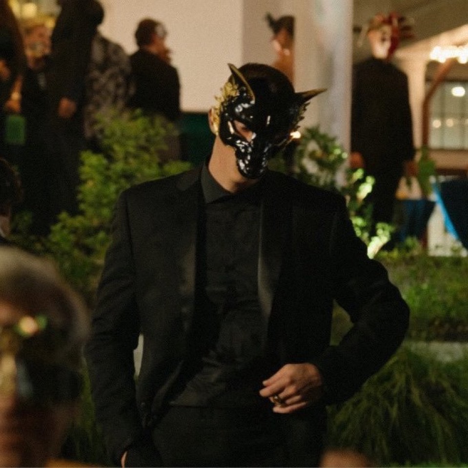 katslay3r's tweet photo. at least my man looked fine af while he was being lobotomized https://t.co/AJXmlx4SU6