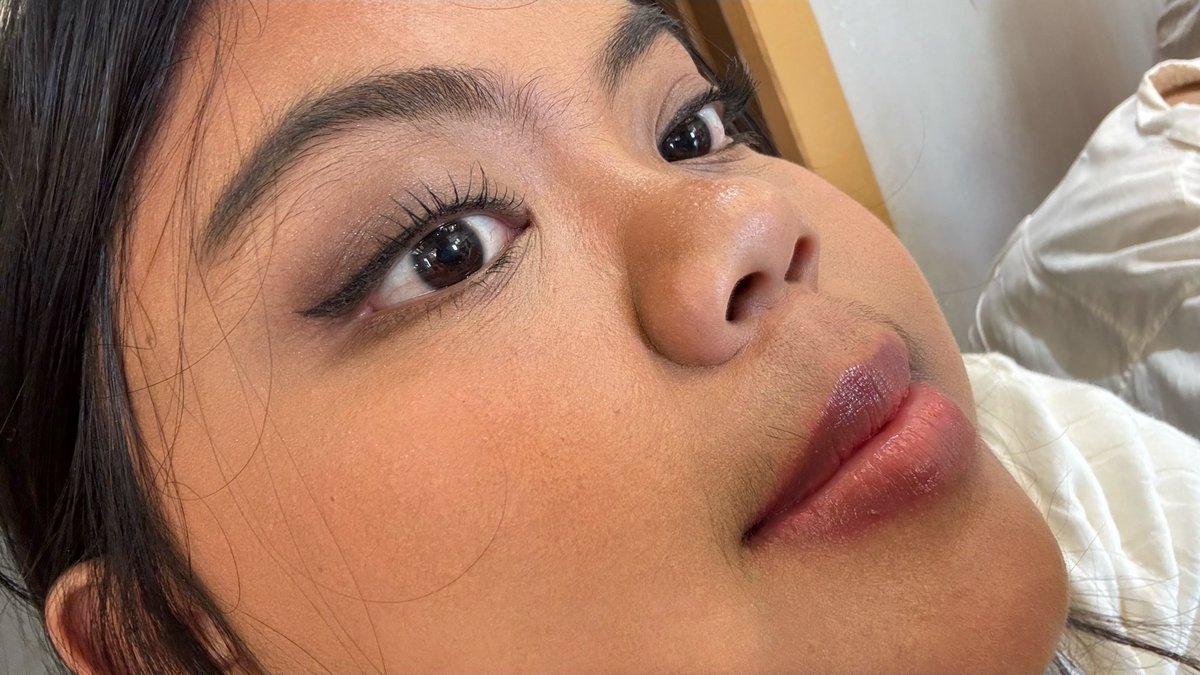 resasss's tweet photo. dibuang sayang https://t.co/CnEvL1Ra85