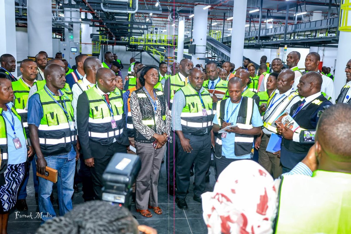 UgandaCAA's tweet photo. PICTORIAL: MEMBERS OF PARLIAMENT GUIDED TOUR OF FACILITIES AT ENTEBBE INTERNATIONAL AIRPORT https://t.co/sLVl9u459s