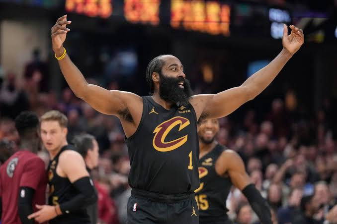 WeAreCavsNation's tweet photo. BREAKING: James Harden has agreed to a three-year, $97 million contract to return to the Cavs, per @ShamsCharania https://t.co/uAyeJdNqY2