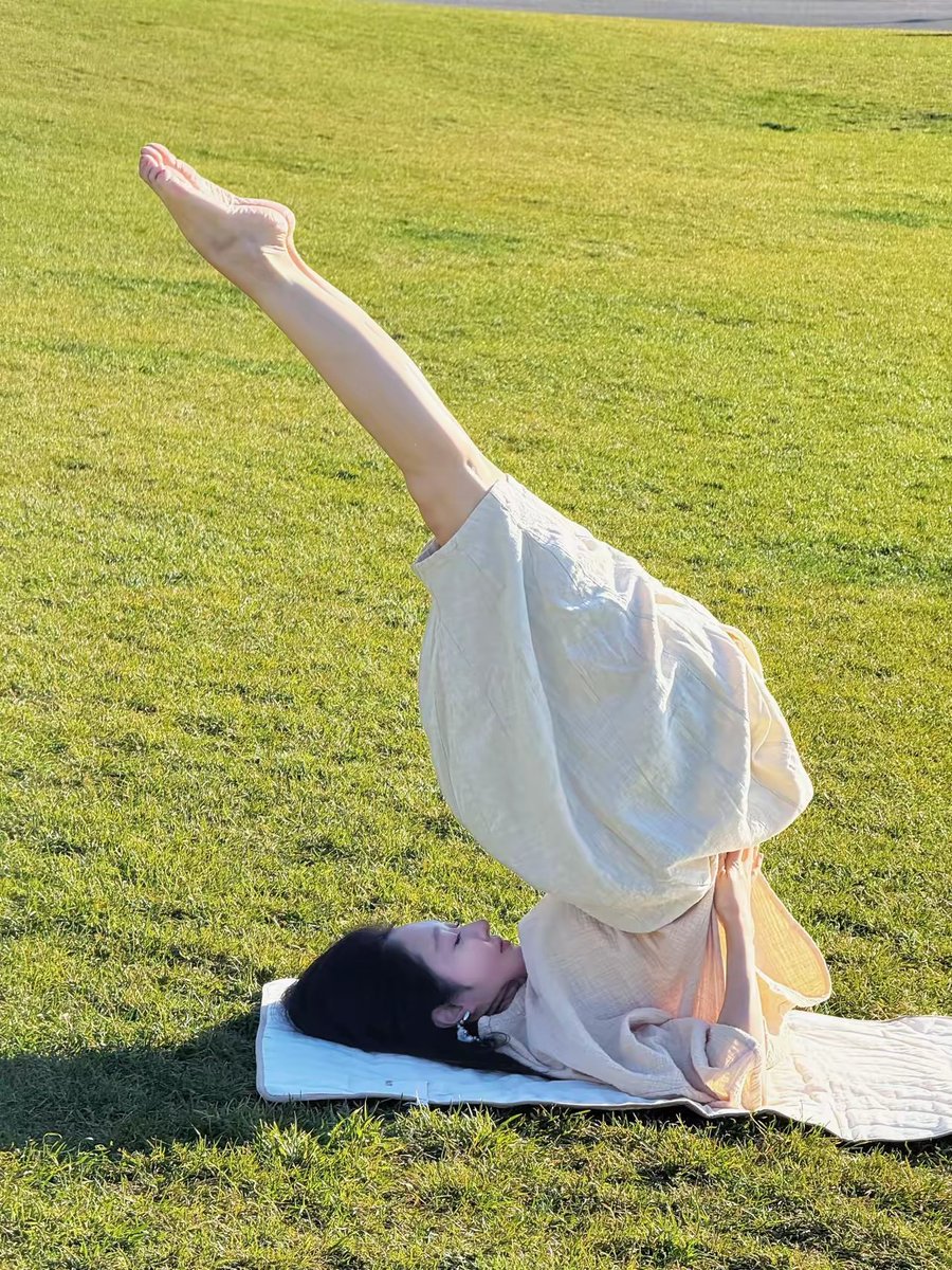 203Ami's tweet photo. Daily small steps = big health wins! 10-min morning stretches + 1 glass of warm water on empty stomach = easy, effective self-care for busy people. Stay consistent, feel your best!， https://t.co/xuUqJd1mEE