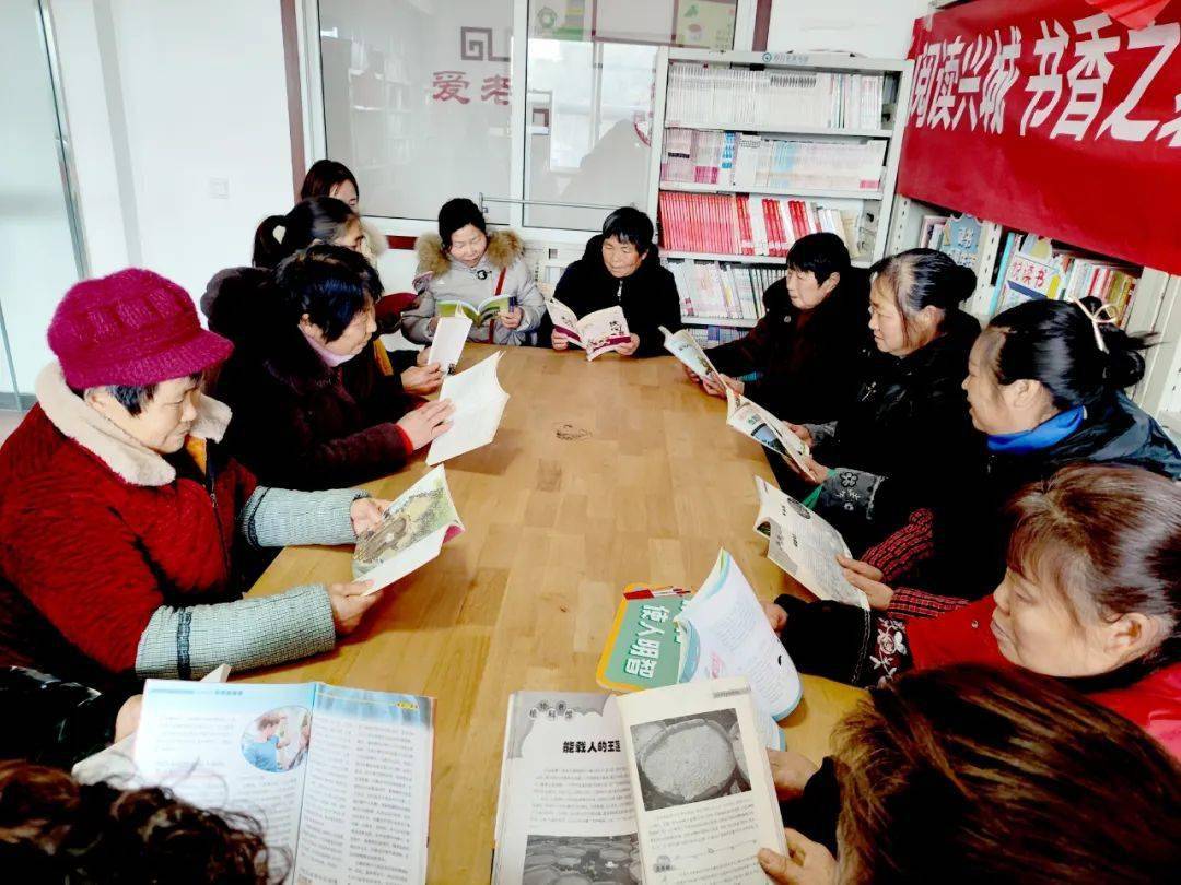 ChitladarS's tweet photo. Join our neighborhood book swap this Sat 10am at Central Park! Bring a gently used book, take a new favorite, and chat with local book lovers. Free u0026 open to all neighbors! https://t.co/27E4oqfWmk