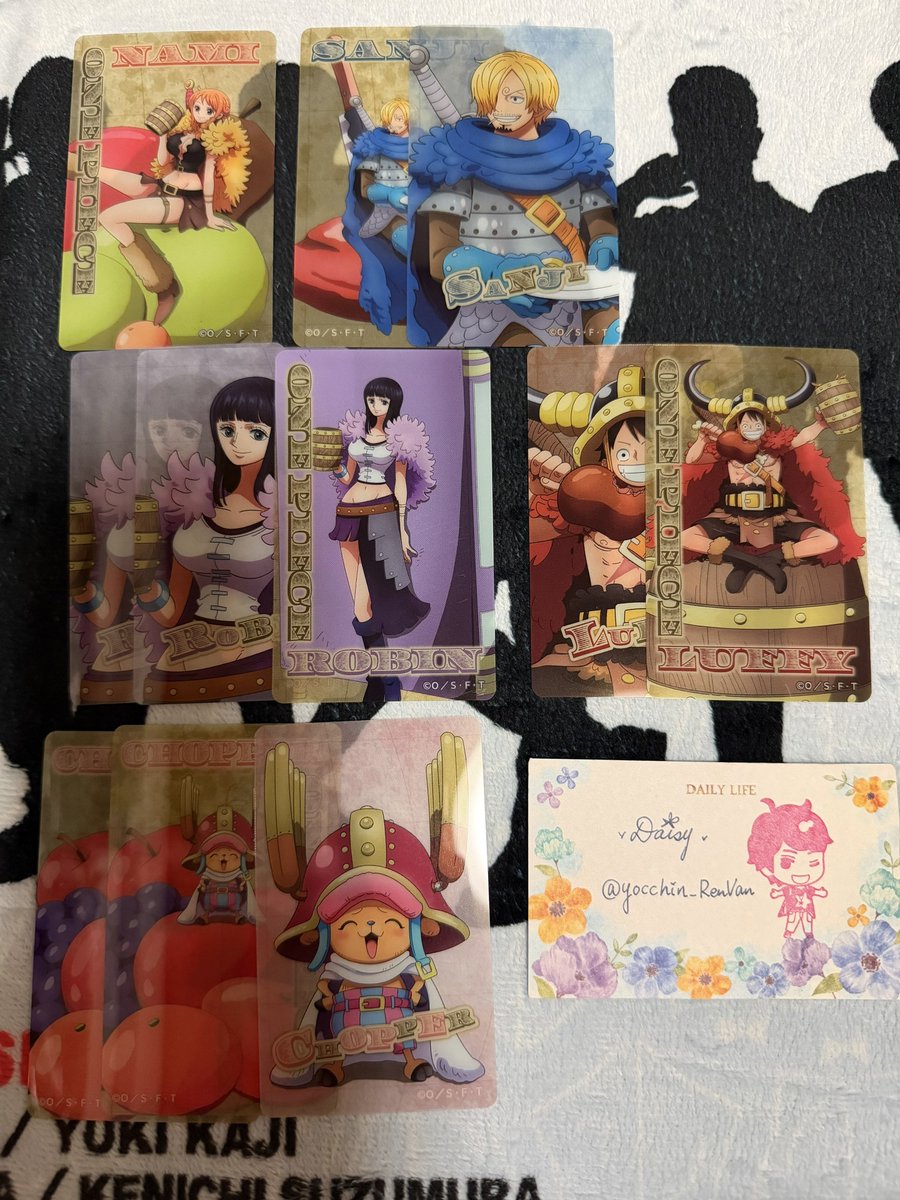 yocchin_RenVan's tweet photo. ゆるぼ【交換】ワンピース アニメイト 特典 メモリアルクリアシート ポスカ ラウンドワン 
譲）ルフィ、ナミ、サンジ、ウソップ、チョッパー、ロビン 画像のもの
求）ゾロ （ラウワンはゾロサンジ）
都内手渡しまたは郵送

#Daisy交換譲渡 https://t.co/gB8AmkkeEW