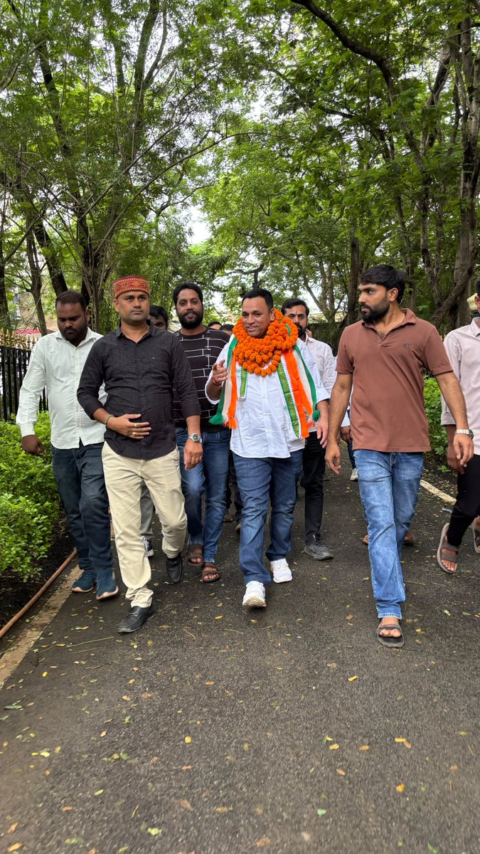 Aakashyadav7's tweet photo. आज पामगढ़ रेस्ट हाउस में छत्तीसगढ़ यूथ कांग्रेस की प्रदेश अध्यक्ष पद की प्रत्याशी भाई शैलेंद्र बंजारे जी जी के आगमन पर आत्मीय स्वागत एवं संगठनात्मक विषयों पर सार्थक चर्चा हुई।

युवा साथियों से संवाद कर संगठन को मजबूत करने को लेकर विचार-विमर्श किया। @Devendra_1925 https://t.co/zjA85GFQ5m