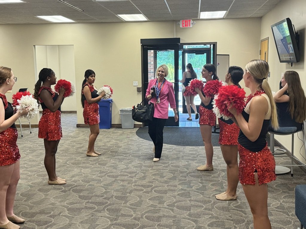 KeystoneAEA's tweet photo. Thank you again to the Clayton Ridge Drill Team and Coach Kaitlyn  for the enthusiastic WELCOME BACK this AM !  Special education staff was surprised and the energy was contagious as we started our journey for 2026-2027 school year! #loveyourjob #studentfocus #WelcomebackKeystone https://t.co/uB4CuDV1SB