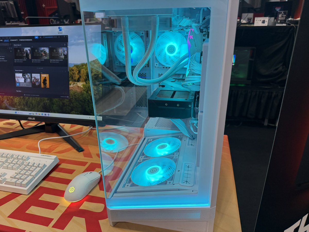 Darkle0s's tweet photo. #amdgaming https://t.co/12bqvC6Ykj