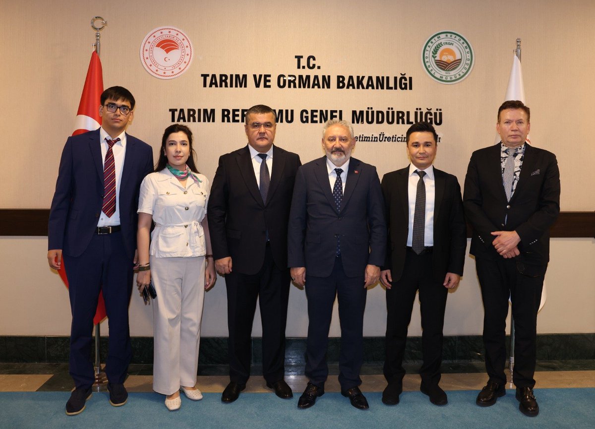 trgmresmi's tweet photo. Genel Müdürlüğümüzü, Özbekistan Tarım Sigortası Fonu Başkanı Sayın Murodjon Achilov ve beraberindeki heyet ziyaret etti.

Ziyarette, Özbekistan’da TARSİM modeli esas alınarak hayata geçirilen tarım sigortaları sistemi ile devlet destekli tarım sigortaları alanındaki çalışmalar ele alındı.

Görüşmede; tarım sigortaları sisteminin geliştirilmesi, hasar tespit süreçleri, ürün ve risk kapsamlarının belirlenmesine yönelik AR-GE ve aktüerya çalışmaları ile iki ülke arasındaki iş birliğinin geliştirilmesine yönelik yol haritası hakkında karşılıklı görüş alışverişinde bulunuldu.

Ayrıca Özbekistan heyetine, Genel Müdürlüğümüzün yürüttüğü çalışmalar, uygulanan politikalar ile DATS ve TAKİS sistemleri hakkında bilgi verildi.

Nazik ziyaretleri dolayısıyla kendilerine teşekkür ederiz.

@TCTarim