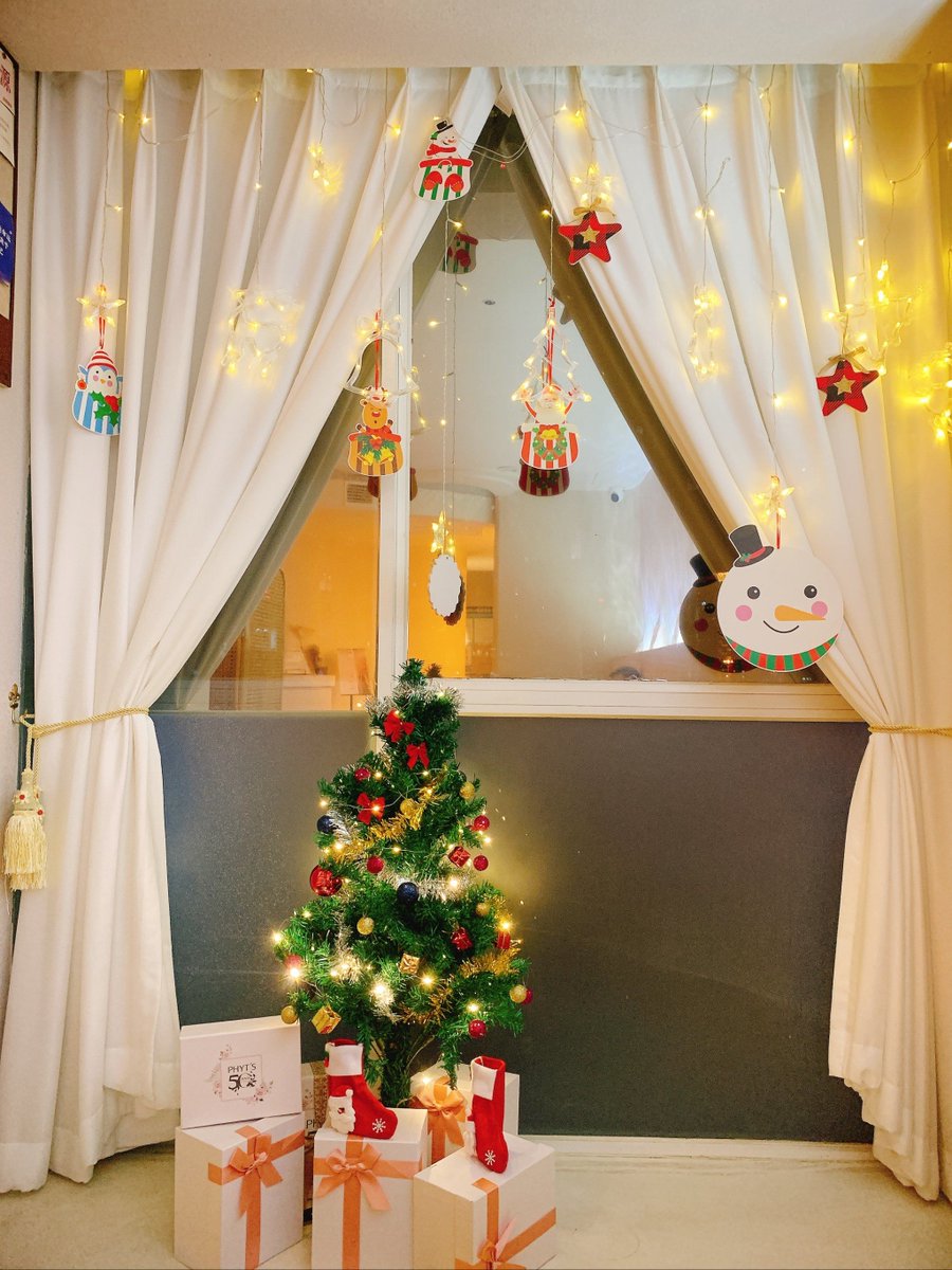 VSrYaN2KPF63kC2's tweet photo. [Christmas eve glow  Hot cocoa, fairy lights, and cozy vibes — counting down to midnight with the ones I love. Merry Christmas!] https://t.co/HE0Cy5Sgk7