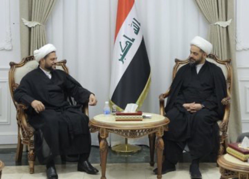 alrsafa911's tweet photo. استقبل سماحة الشيخ الأمين قيس الخزعلي، وفدا من حركة النجباء برئاسة رئيس المجلس السياسي للحركة الشيخ علي الأسدي.
وجرى خلال اللقاء بحث آخر التطورات السياسية والمستجدات على الساحة الوطنية والتأكيد على أهمية تعزيز الاستقرار وتوحيد المواقف الوطنية إزاء التحديات التي تواجه العراق. https://t.co/effbDUC0mg