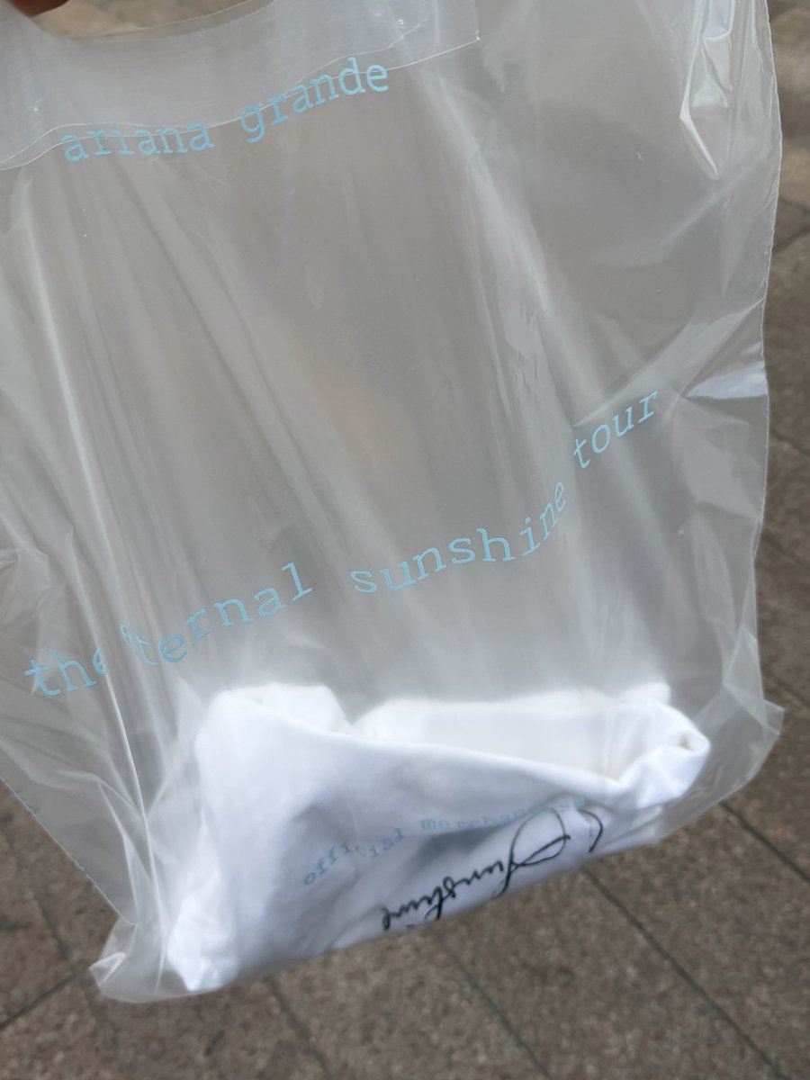 Goldwinged_'s tweet photo. Got some merch 🤗 https://t.co/0xIvxVUASq