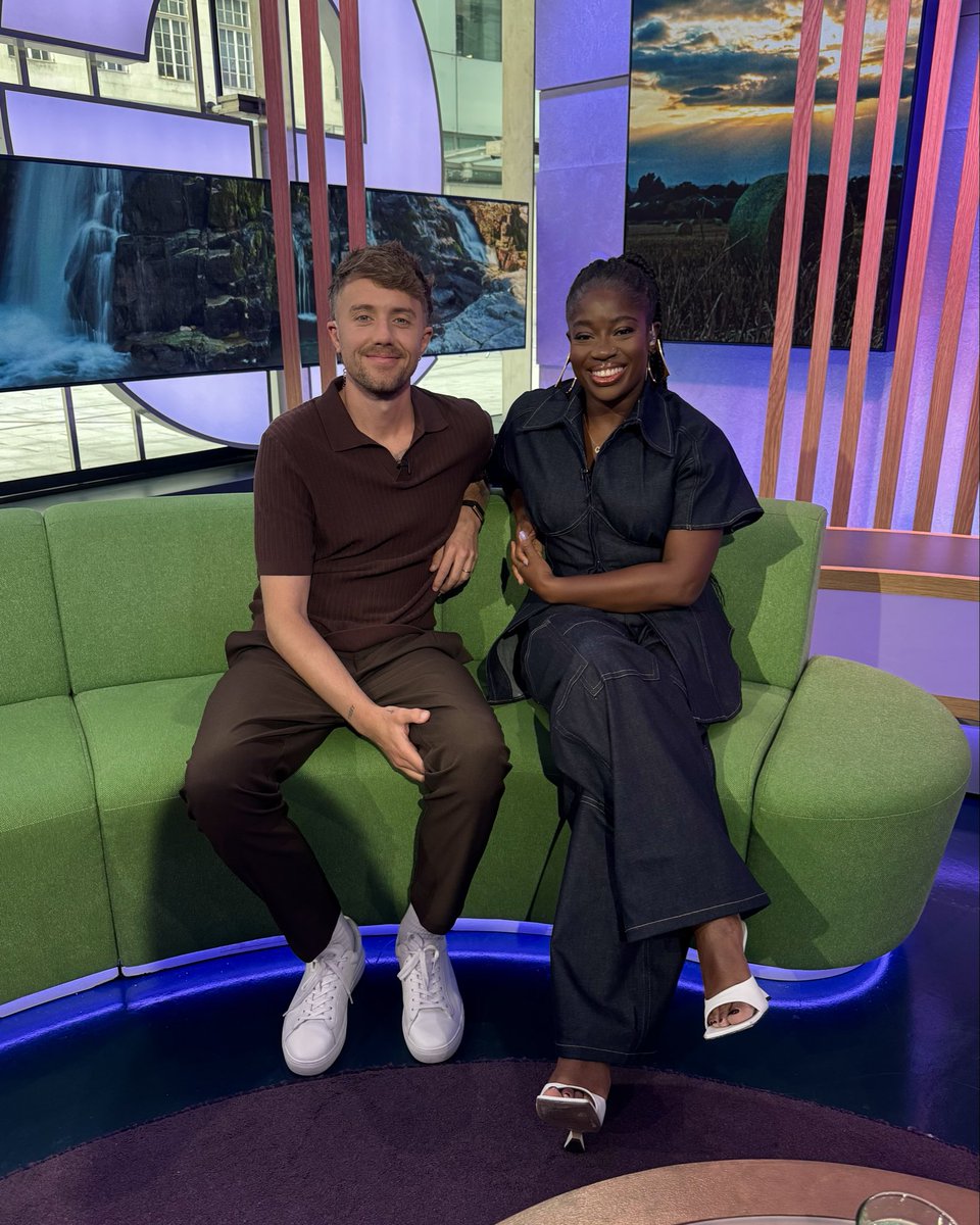 BBCTheOneShow's tweet photo. Stepping into the studio with Roman Kemp and Clara Amfo tonight are Susie Ma and Emma and Matt Willis! 🌟

Tune in from 7pm! https://t.co/ONEXDmAKYn https://t.co/llvbnHIy6Y