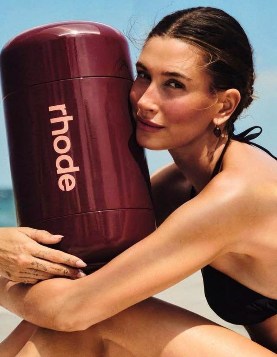 haileysfacts's tweet photo. 💸| Hailey Bieber’s Rhode is on track to clear a $300 MILLION only in North America by year’s end.

“Hailey Bieber is experiencing extraordinary success, Rhode is now number one at Sephora “BY FAR” — someone at Sephora tells Puck. https://t.co/KpSbCWCoXX