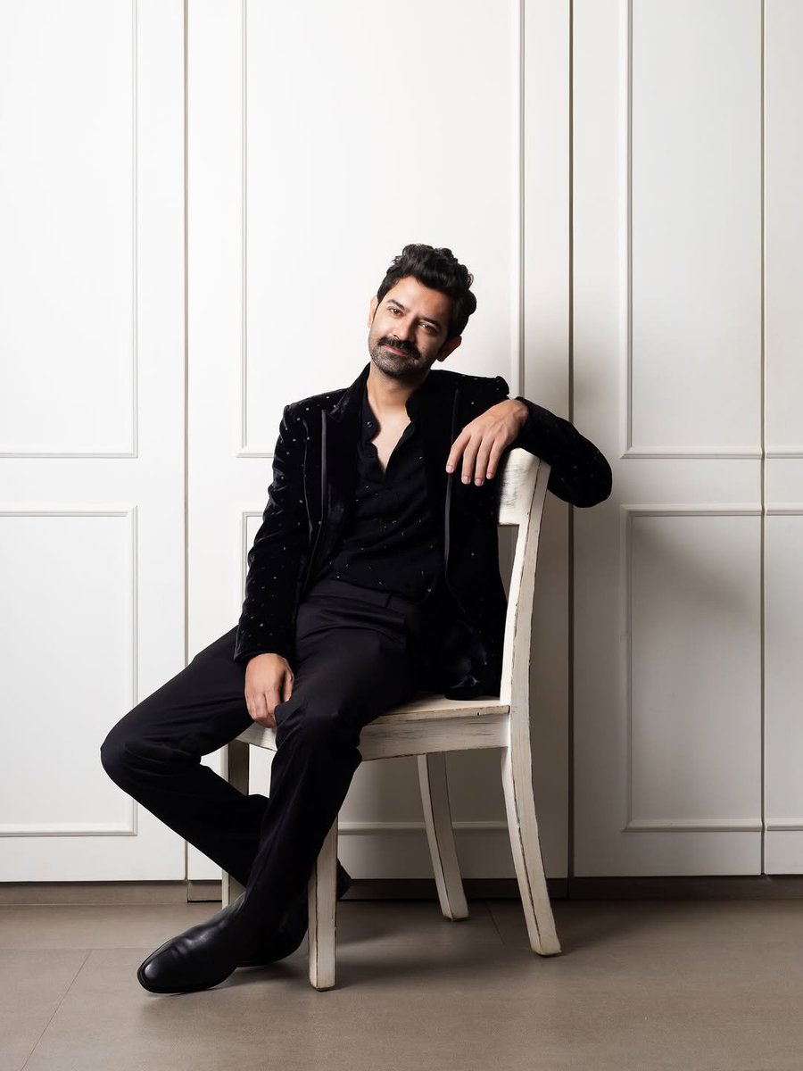 chaitalimallic1's tweet photo. How adorable 
#HappyBirthdayBarunSobti https://t.co/E6xmYF4fWY