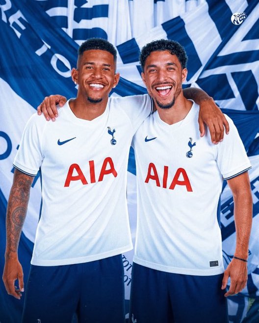 SpursMedia_'s tweet photo. 🚨 REPORT: Why are Spurs paying so much for Savinho?

The reported €151m double deal is split:

🇧🇷 Savinho — €99m
🇪🇬 Marmoush — €52m

The theory is that City are structuring the deal this way because Frankfurt reportedly have a 15% sell-on clause on Marmoush, reducing City’s payout to Frankfurt.

⚠️ Not officially confirmed, but it could explain Savinho’s huge fee.

#THFC #COYS